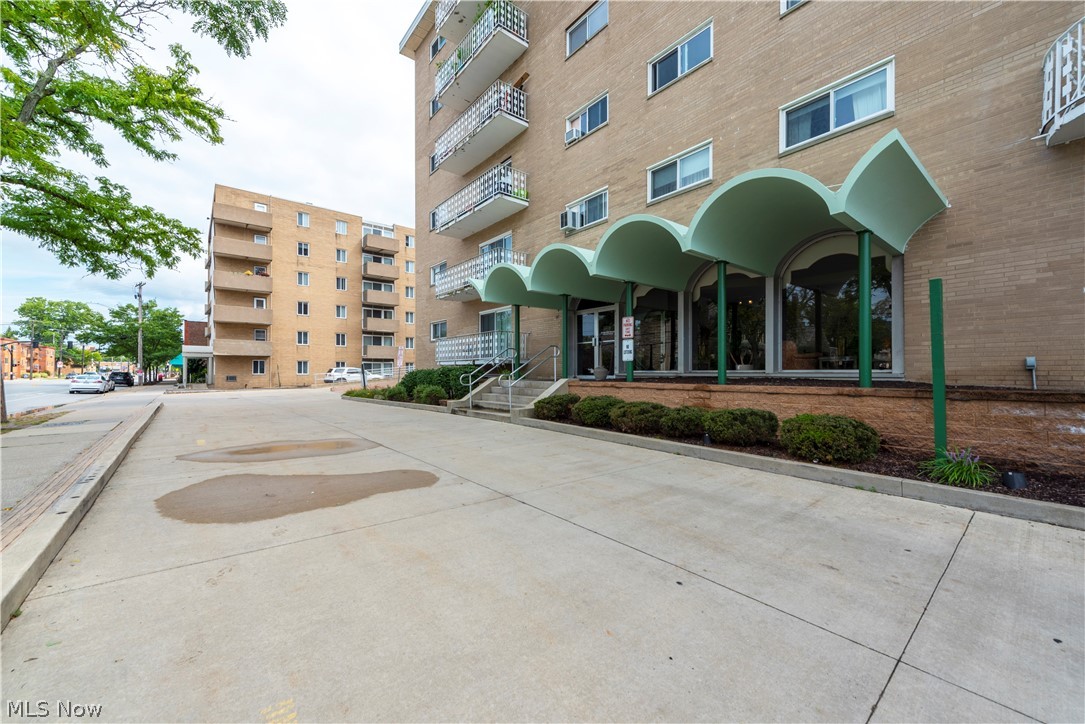 Waverly House Condo - Residential