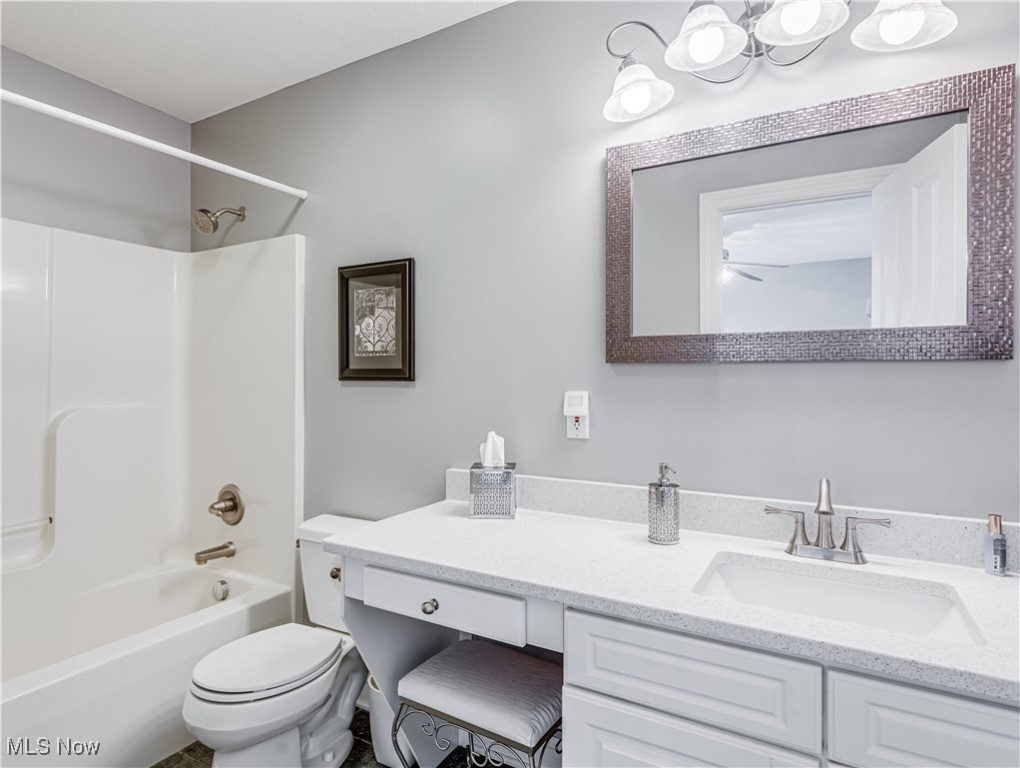 3566 Torrey Pines Drive, Fairlawn, Ohio image 35