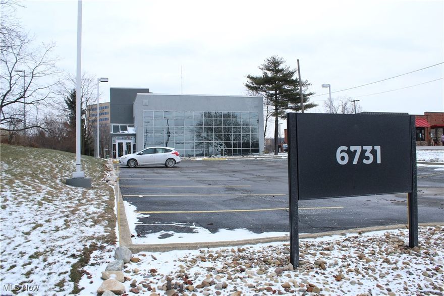 You do not need to rent a chair in a Salon when you can have your own private Salon / Beauty Suite for a lower price. I have several suits available at this building that I can renovate and configure to the specific needs of your business. Perfect for Beauty Professional, Wellness Spa, Med Spa, Esthetician, Nail Technician, Hair Salon, Medical Massage, Yoga Studio, Barbershop, Tattoo Studio & more. Building located in the busiest part of Parma. Right next to the Shoppe's at Parma, Sheetz, University Hospital, Byers Field, Starbucks, Walmart, Ridgewood Golf Course, Chick-fil-A, Chipotle, Target, Kohl's, Giant Eagle, Aldi, Panera Bread, McDonald's & Verizon & much more. Building features many public and private bathrooms, private kitchens, 65 parking spaces, Elevator & much more. Real Estate Broker Owned.