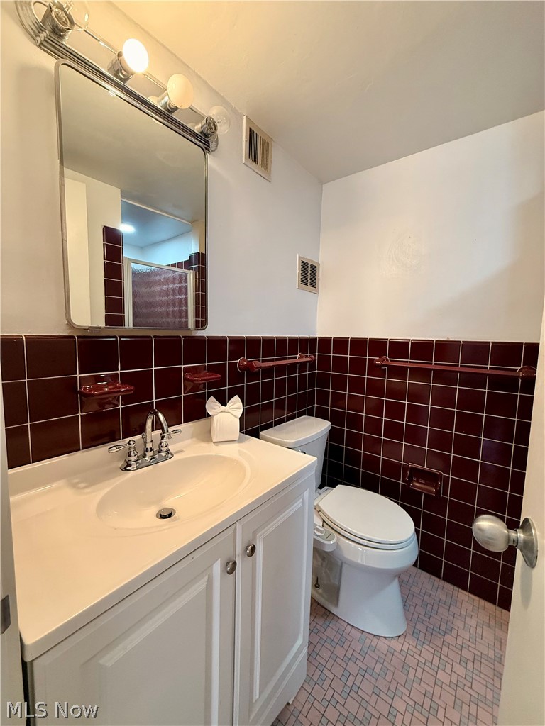 Berkshire Condo - Residential