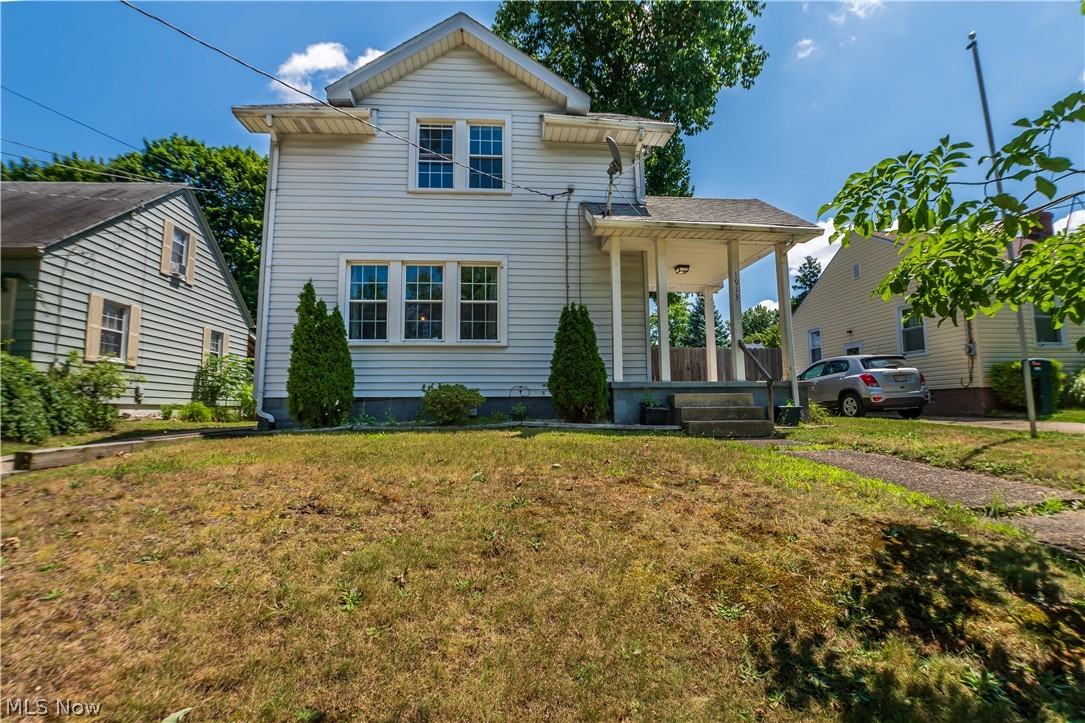 Welcome to this charming three bedroom, one bathroom home located at 1913 Tonawanda Ave. in Akron, OH. All bedrooms are on the second floor for added privacy as well as the full bathroom. The basement has a separate room that could easily be another bedroom. Enjoy the fenced-in back yard for outdoor activities. . Call to schedule a private showing today!