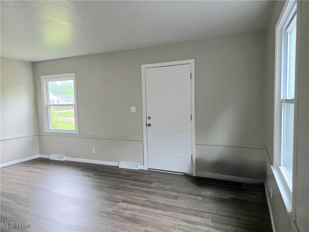 City/Youngstown - Residential Lease