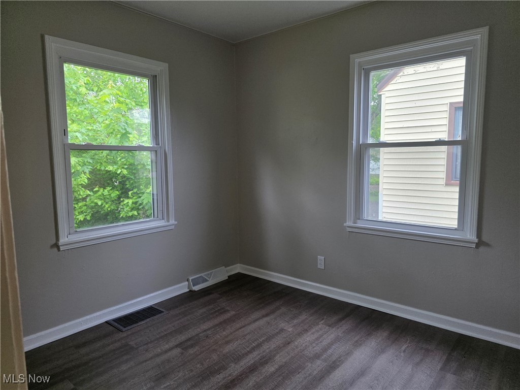 City/Youngstown - Residential Lease