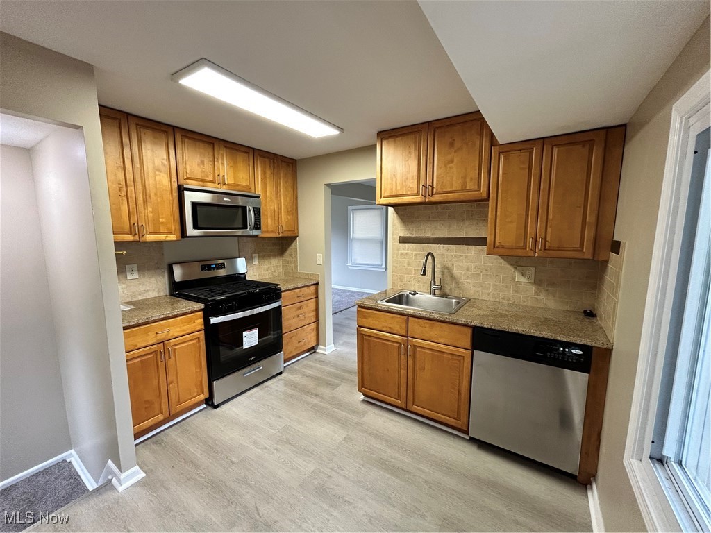 Curtis Ambler & Pixleys - Residential