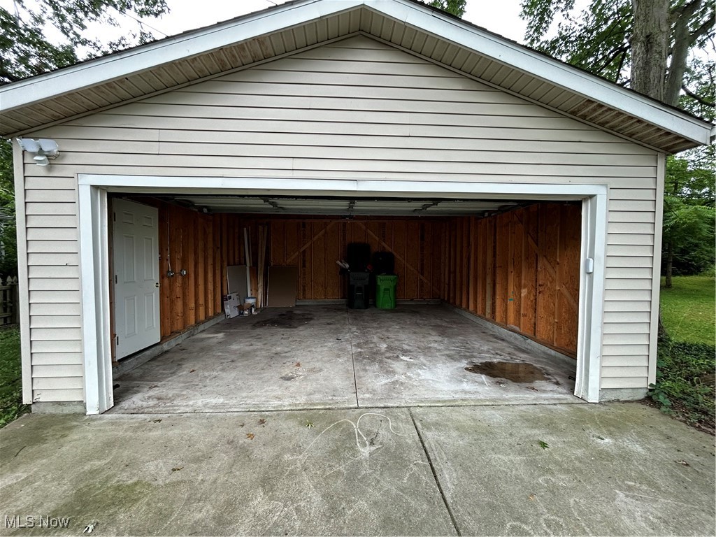 Curtis Ambler & Pixleys - Residential