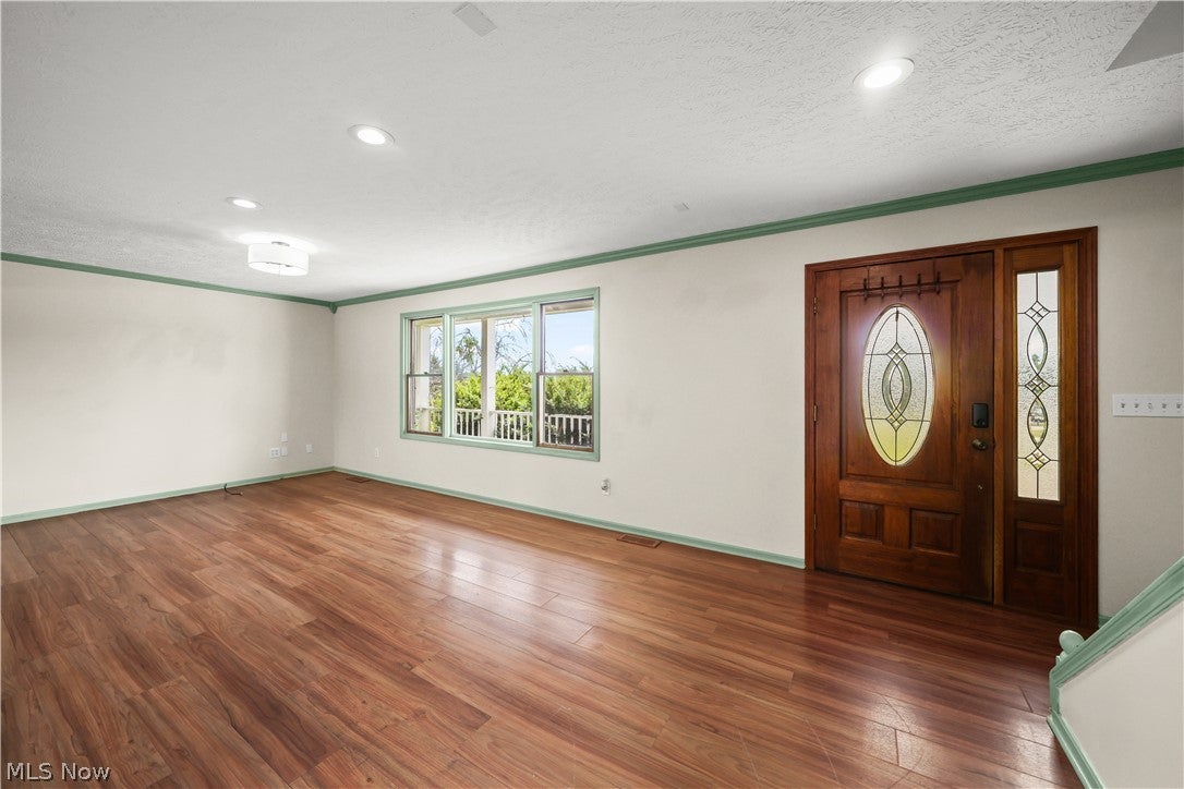 11241 Center Road