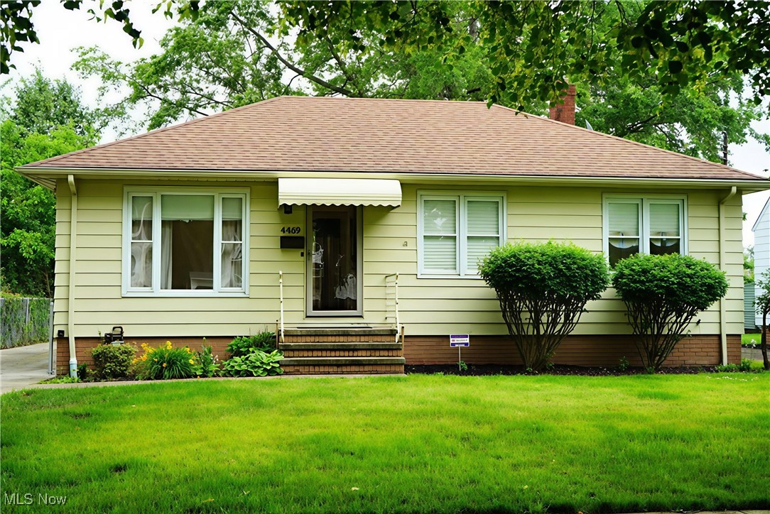 4469 W 156th Street