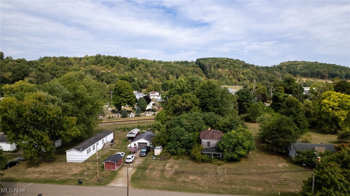 637 Maple Street, Newcomerstown, Ohio image 9