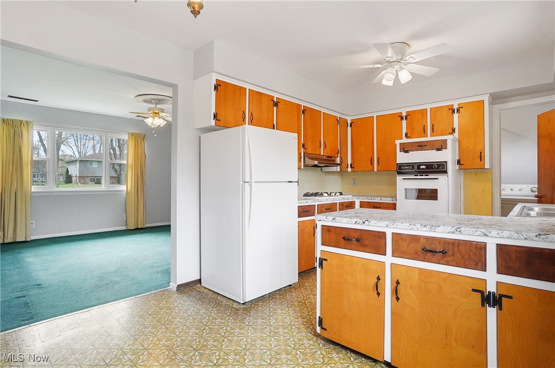 370 Mckinney Boulevard, Kent, Ohio image 10