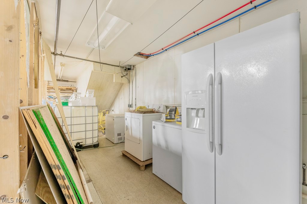 City/Kirtland 01 - Commercial Lease