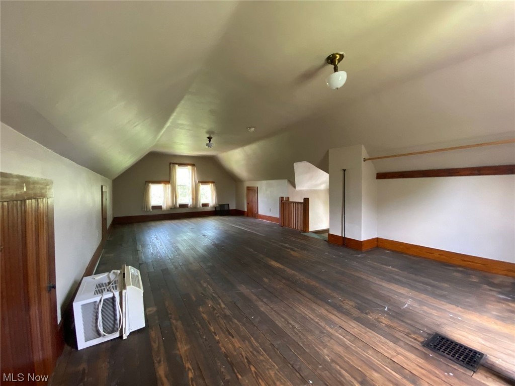 Hall Park - Residential