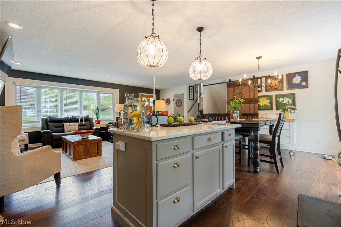 Laurel Ridge - Residential