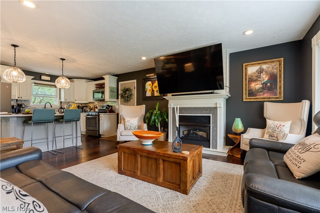Laurel Ridge - Residential