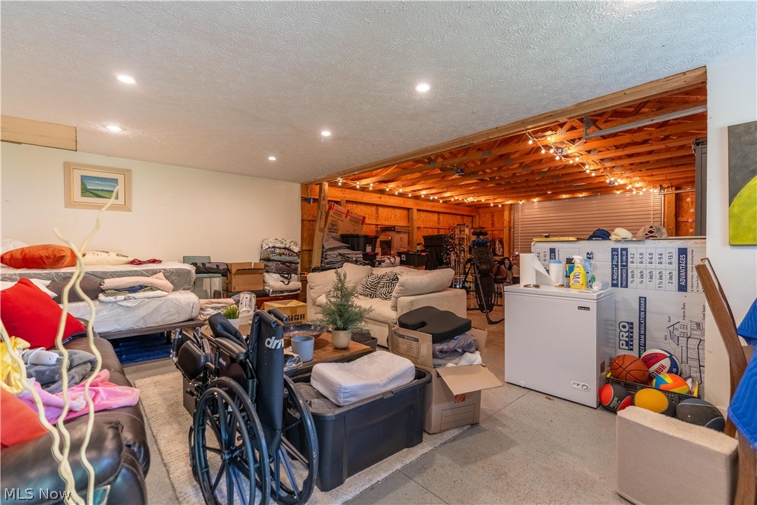 Laurel Ridge - Residential