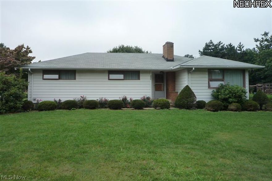 A fantastic Ranch that boasts beautiful hardwood floors, a full basement and a two car attached garage.  This well taken care of ranch has a large living room with abundant day light from the windows.  It also enjoys a wood burning fireplace that has been professionally cleaned. The bedrooms are spacious and the master bedroom enjoys a bathroom as well.