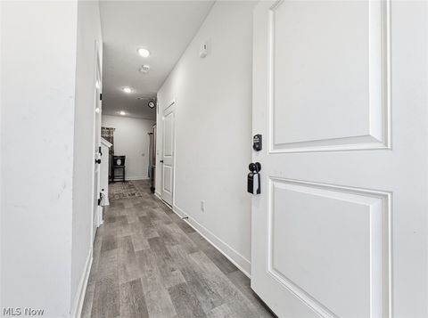 Tiny photo for 524 Auld Farm Circle, Akron, OH 44320 (MLS # 5190407)