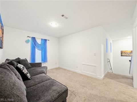 Tiny photo for 524 Auld Farm Circle, Akron, OH 44320 (MLS # 5190407)