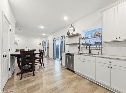 Tiny photo for 524 Auld Farm Circle, Akron, OH 44320 (MLS # 5190407)