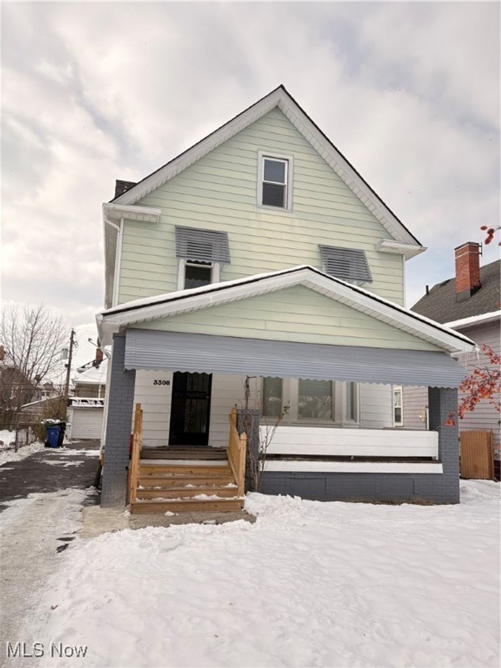 Photo of 3308 E 137th Street, Cleveland, OH 44120 (MLS # 5176029)