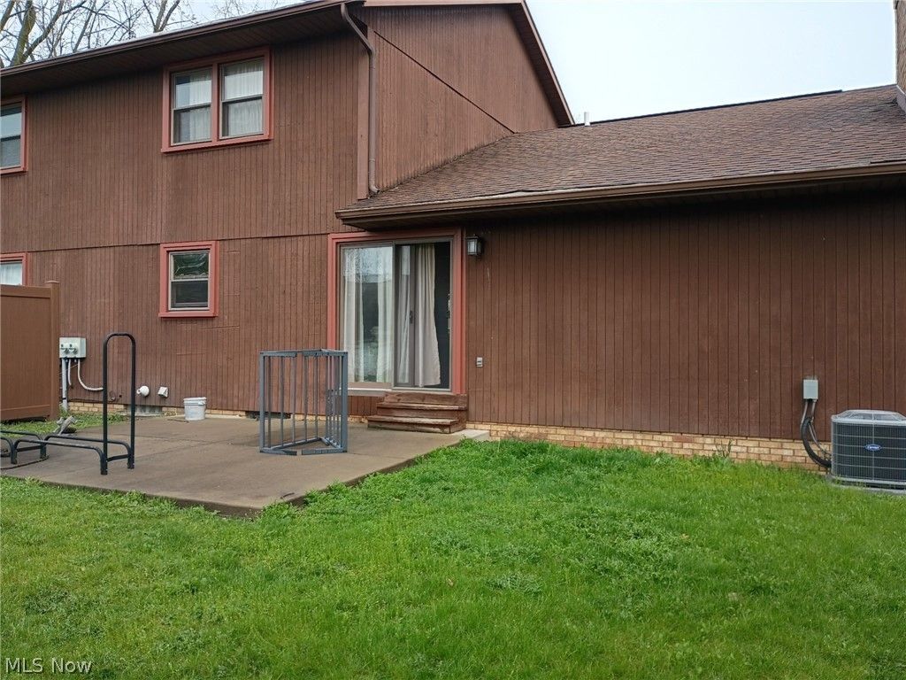 Photo of 3106 Parkview Street NW, Canton, OH 44708 (MLS # 5198317)