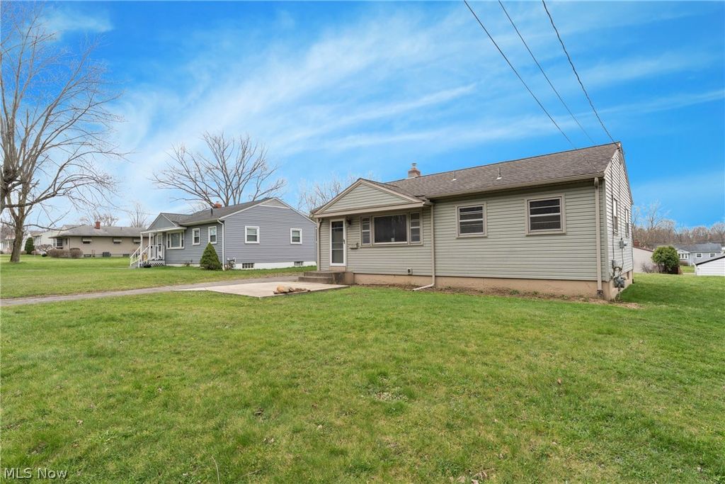 Photo of 1859 Mathews Road, Poland, OH 44514 (MLS # 5197688)