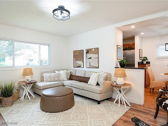 S L Gage Realty Cos Mayfield - Residential