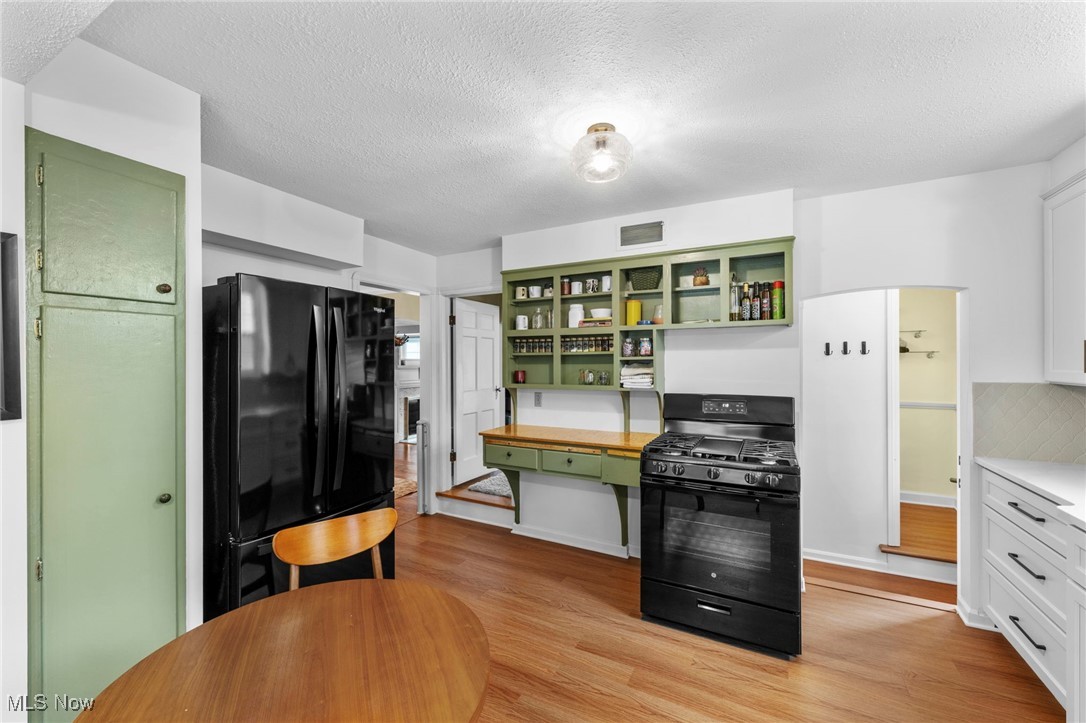 H D Coffinberry Estate - Residential