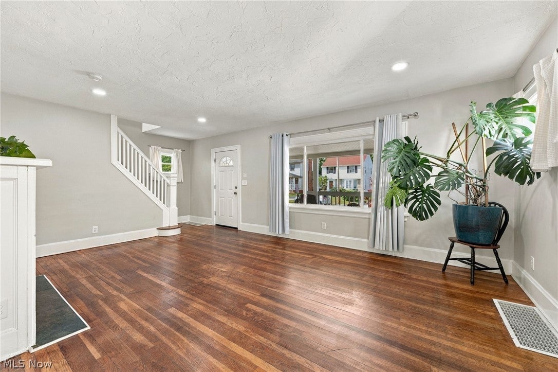 1155 Oxford Road