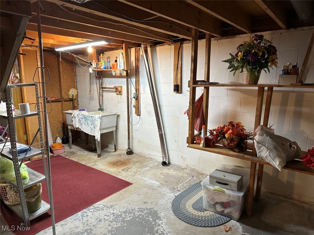 49240 N Meadowbrook Circle, East Liverpool, Ohio image 30