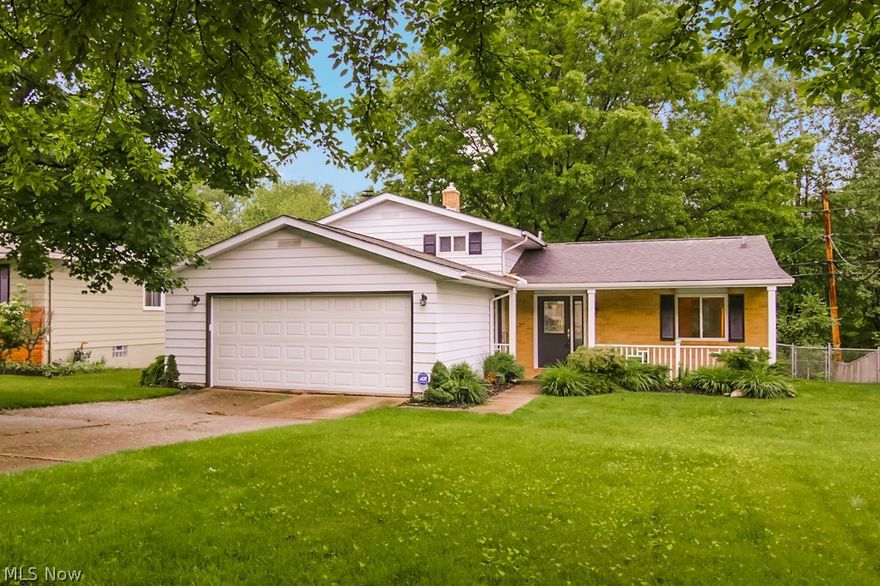 Beautifully maintained 3 level split. Large, open floor plan with large living room and family room featuring stone veneered fireplace and beautiful hardwood floors in bedrooms. Enjoy your sunroom overlooking a large fenced in back yard. Large oversized 2 car garage. New roof in 2009, new hot water tank, updated electric breaker panel, updated kitchen with new cabinets, stainless steel appliances and solid surface counter tops with mosaic tile backsplash. Updated baths with new toilets, fixtures, and vanities. New interior and exterior doors throughout. This home is move-in ready and a must see!

Quiet, established neighborhood within Kent. Near the Stow Kent shopping area with every convenience, you would need. Nice quaint park with fields, playground and walking trails just two blocks away. Only a 5 min drive to the newly updated downtown kent.…