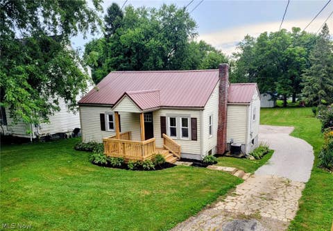 Homes For Sale - 3 Walker Ave. Ave<br/> Mansfield, OH 44905