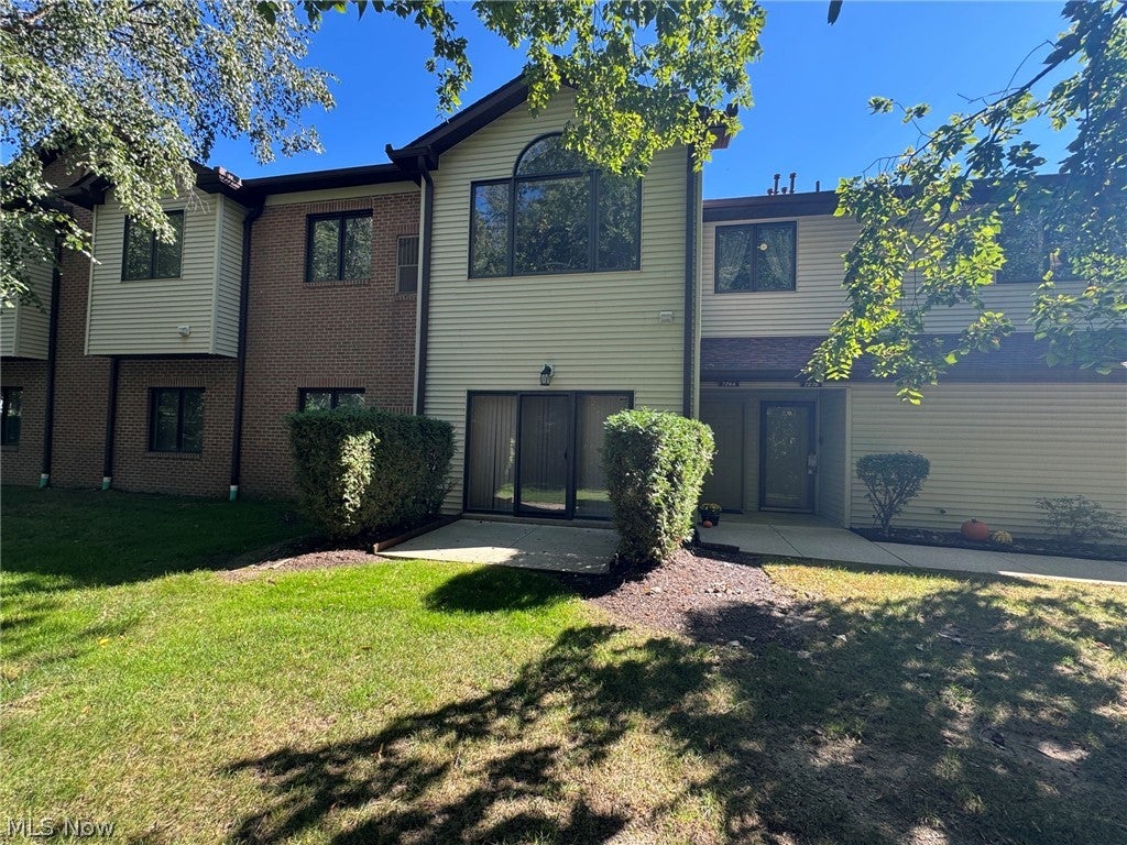 7266 Village Drive