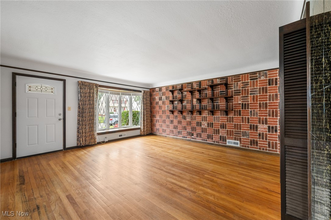 H A Stahl Props Cos Ridgewood - Residential