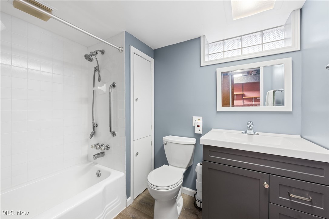 H A Stahl Props Cos Ridgewood - Residential