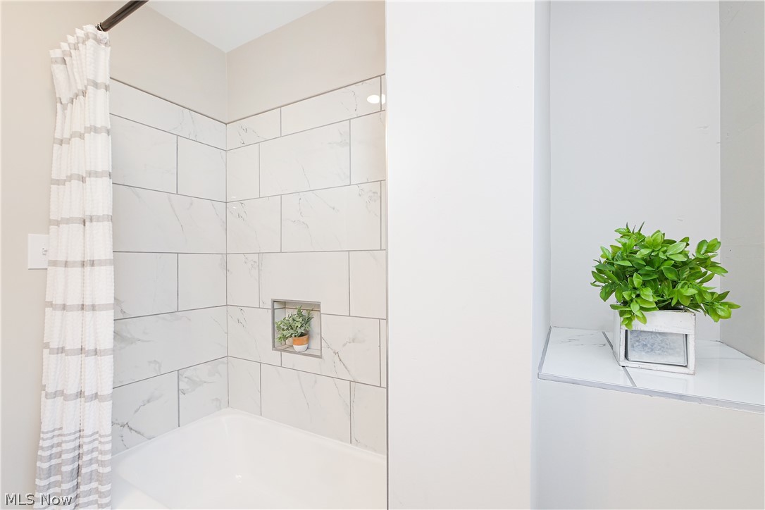 Pond View Allotment - Residential