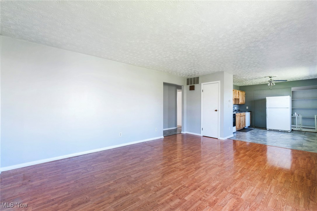 5673 Radcliffe Avenue, Austintown, Ohio image 11