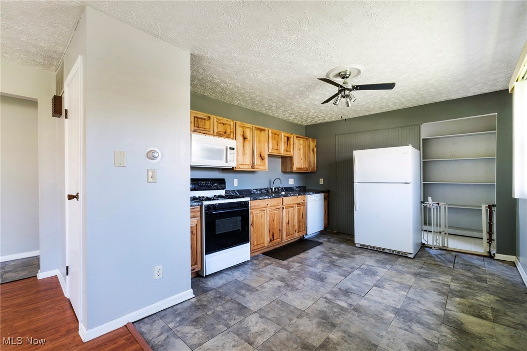 5673 Radcliffe Avenue, Austintown, Ohio image 8