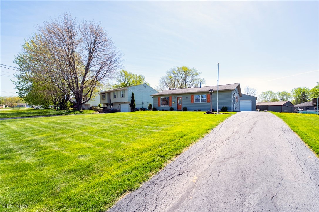 5673 Radcliffe Avenue, Austintown, Ohio image 4