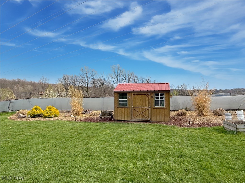 1208 Grovewood Drive, Tallmadge, Ohio image 17
