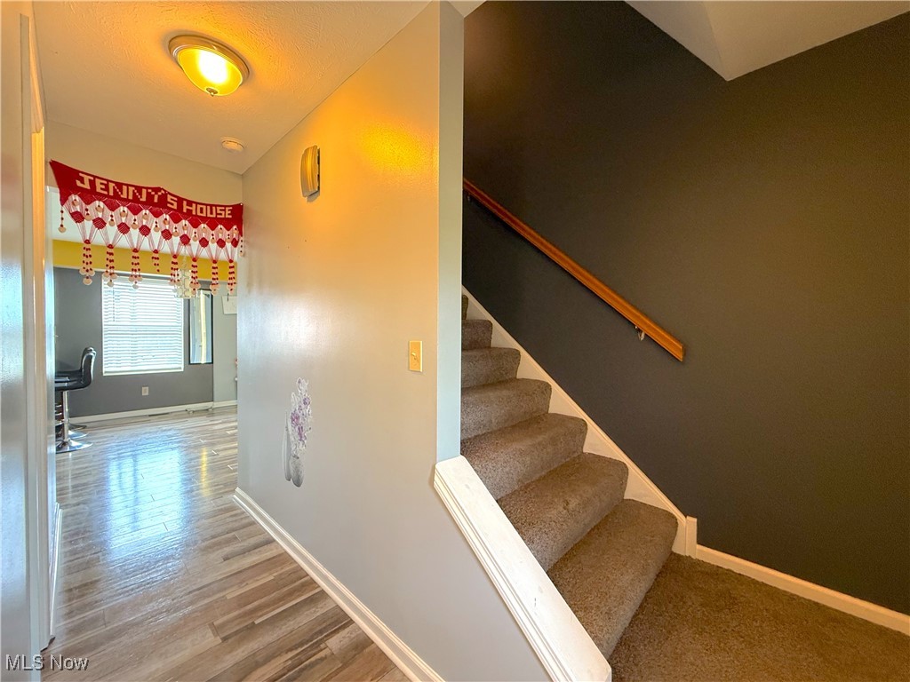 1208 Grovewood Drive, Tallmadge, Ohio image 19