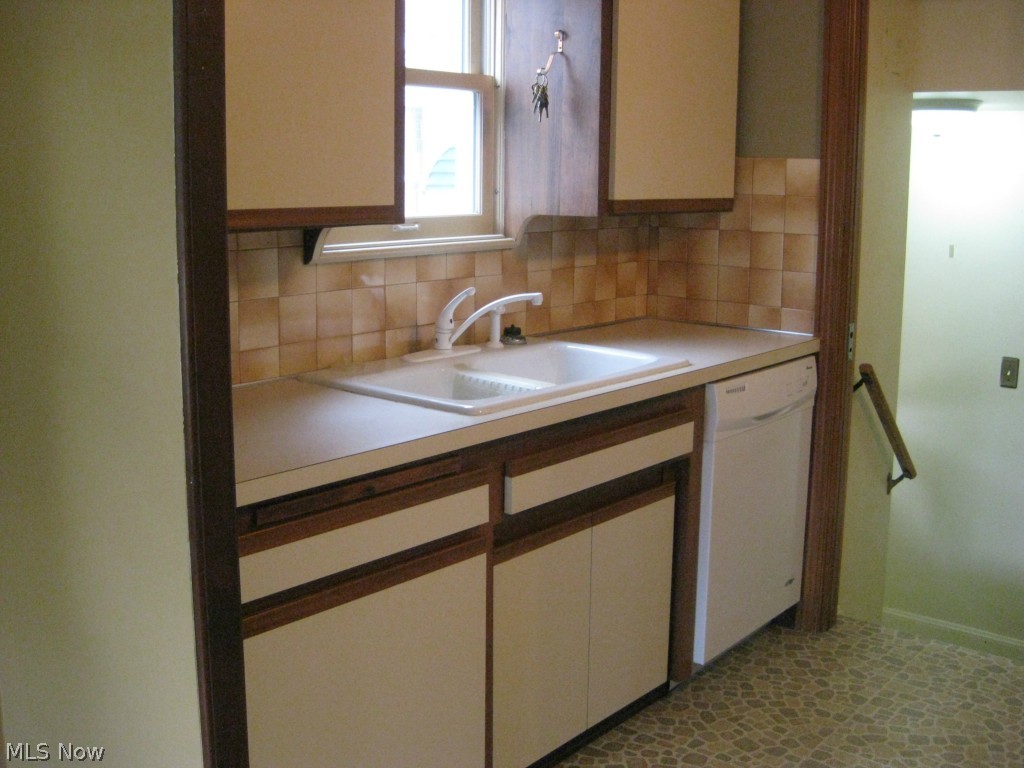 Ridgewood 02 - Residential