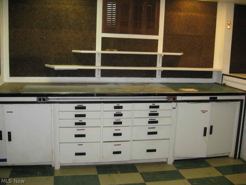 Ridgewood 02 - Residential