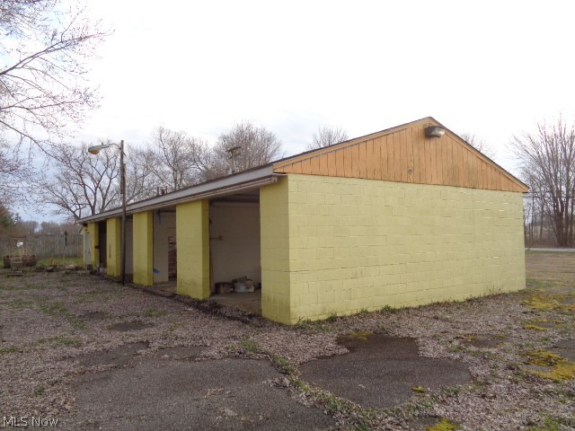 Connecticut Western Reserve - Commercial Sale