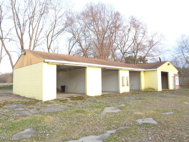 Connecticut Western Reserve - Commercial Sale