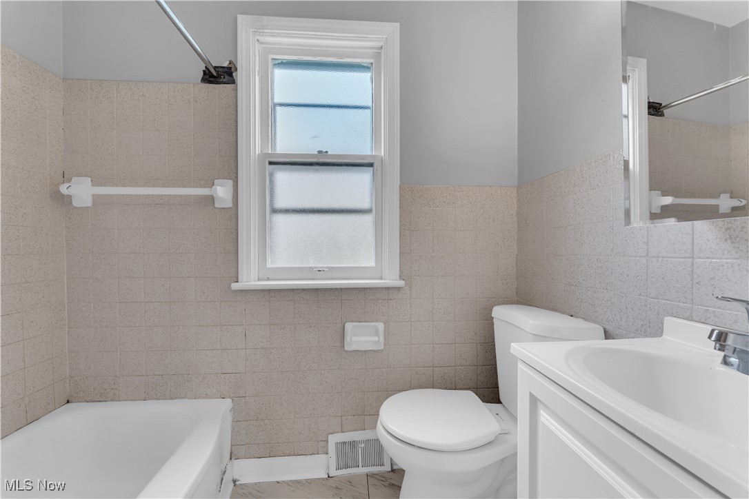 Maple Heights Land Cos Sub - Residential