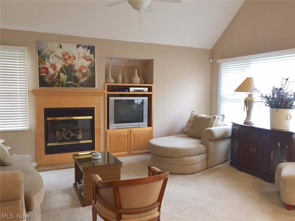 Greenwood Hlnds Condo Ph 9 - Residential