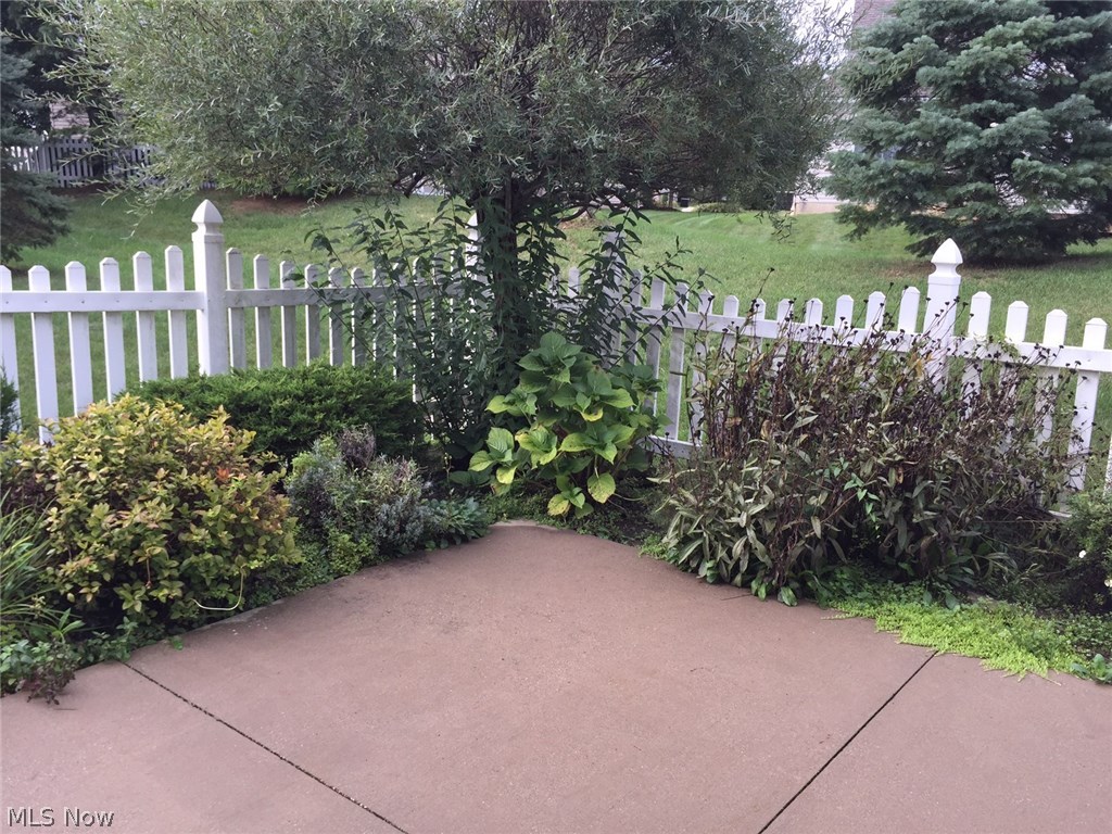 Greenwood Hlnds Condo Ph 9 - Residential