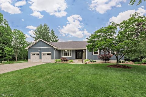 Homes For Sale - 11292 Butternut Road<br/> Geauga County, Chardon, OH 44024