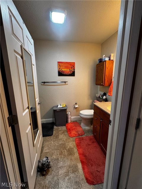 Tiny photo for 703 Oak Tree Lane, Belpre, OH 45714 (MLS # 5203022)