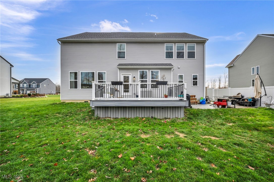 The Estates of Columbia Ridge - Residential